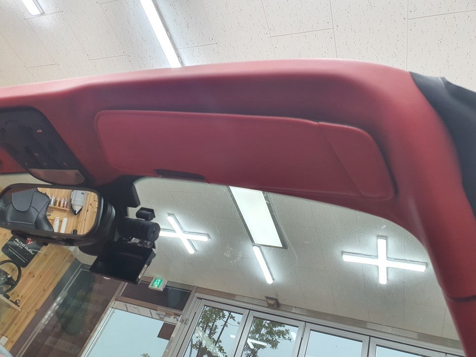 오산가죽복원 페라리458 컬러커스텀 메카디테일링