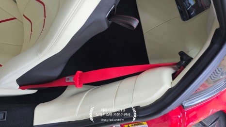 페라리488GTB 실내커스텀 빛과 색의 조화 페라리실내커스텀 으로 새로운분위기를 만들다 아우라커스텀 / 오산시 누읍동