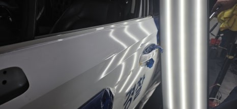 순찰차 랩핑 덴트 작업  파손된 경찰차 덴트작업시공 / 고양시 삼송동