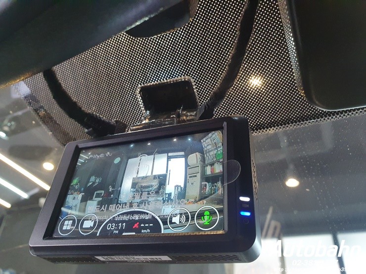 SM7 파인뷰 LX3000 블랙박스 설치 시공 블랙박스 탈거 시공은  구파발 아우토반에서 시공 받으세요 ^^ / 고양시 삼송동