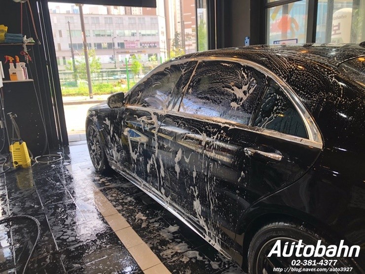 벤츠 S클래스 63AMG 세단 유리막코팅 광택 신차 유리막코팅 시공 신차 유리막 코팅은 QG9골드와 함께 관리받으세요
