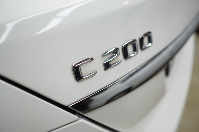 벤츠 W205 C클래스 필수옵션인! 순정옵션으로 빠진 키레스고 시공해드렸어요! / 중랑, 동대문, 광진구, 성동구