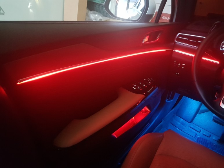 울산 K5 DL3 DMX 무빙 엠비언트 기본세트+1열도어포켓+풋등 시공 / 울산, 포항