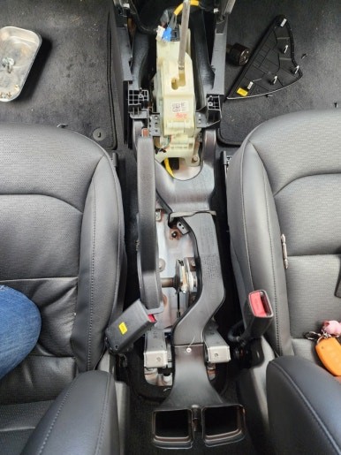 울산 아반떼 AD 순정  리어에어벤트 시공후기 / 울산, 포항