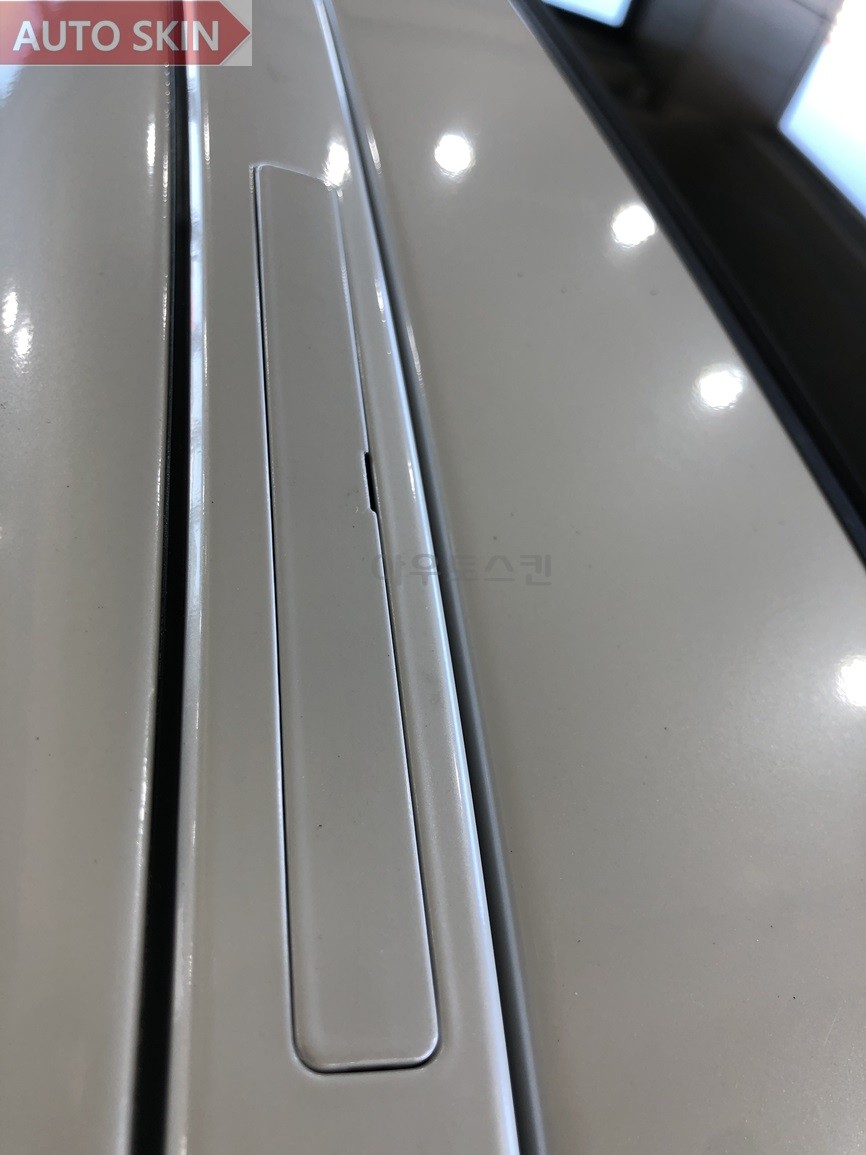 광주랩핑  bmw520d 화이트펄 전체랩핑 시공 [광주카스킨,광주bmw520d랩핑,아우토스킨] / 광주 광산구 도천동