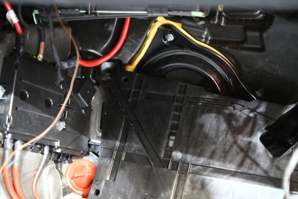 벤츠 E클래스(W213) 에는 어떤 우퍼가 들어있을까 ? 벤츠 오디오 전격비교!