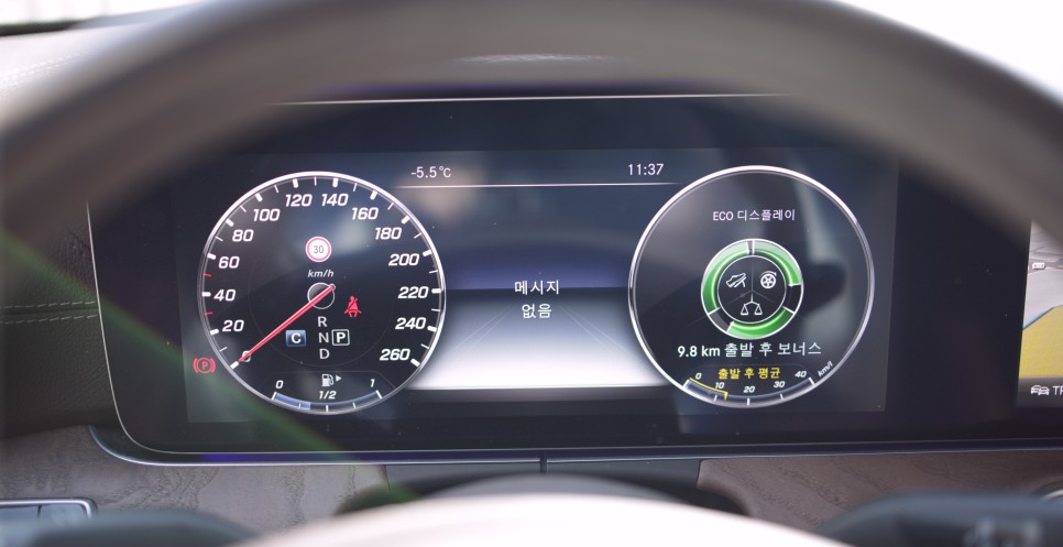 벤츠 E클래스 엑티브 보닛이 황당한 이유로 터졌을때 !? W213