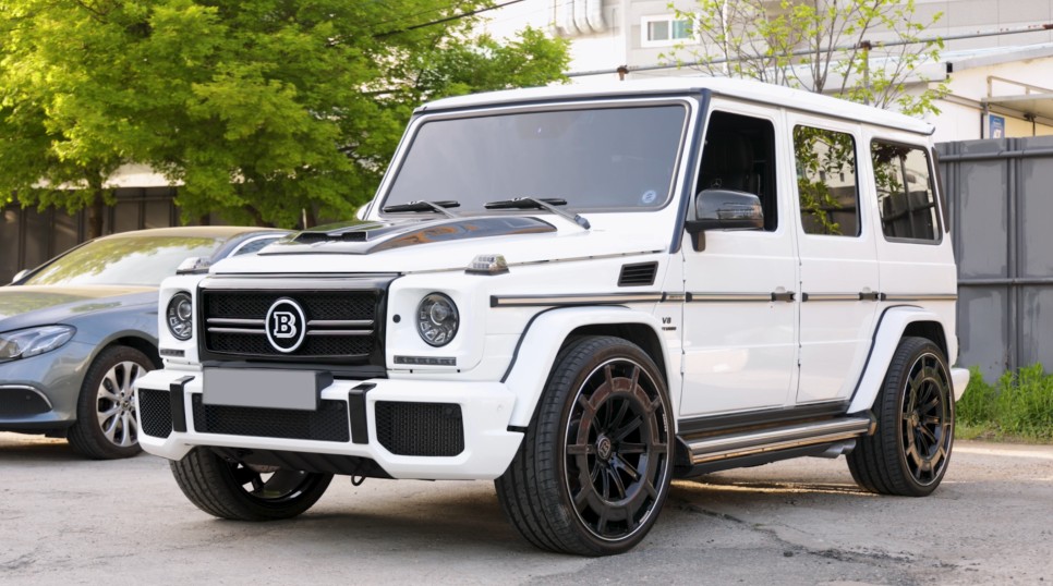 G63 AMG 16년식 모델을 브라부스로 꾸며봤어요~// W463 브라부스 24인치 휠/타이어 최저가 도전!