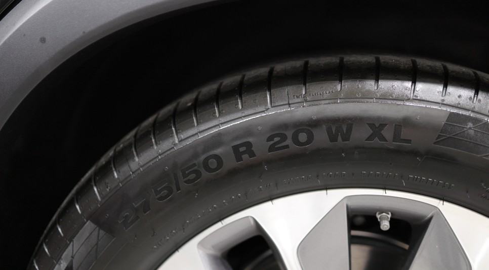 벤츠 GLE 300d 부메스터 엠비언트 커버와 AMG 메탈 페달 가성비 좋은 아이템들! 저렴하게 휠 인치업 하실 분!! W167