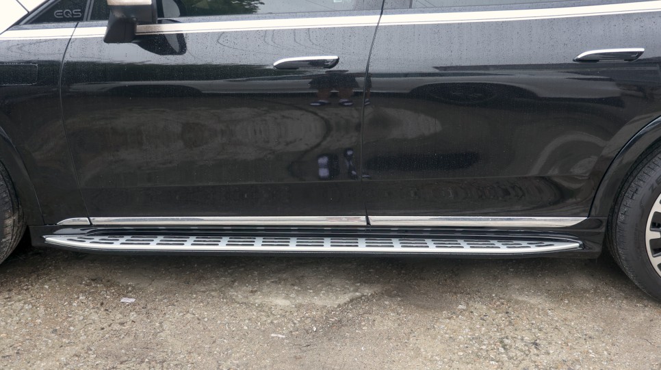 벤츠 EQS SUV 580 마이바흐 그릴 교체 & 사이드 스텝 장착 동시 작업기