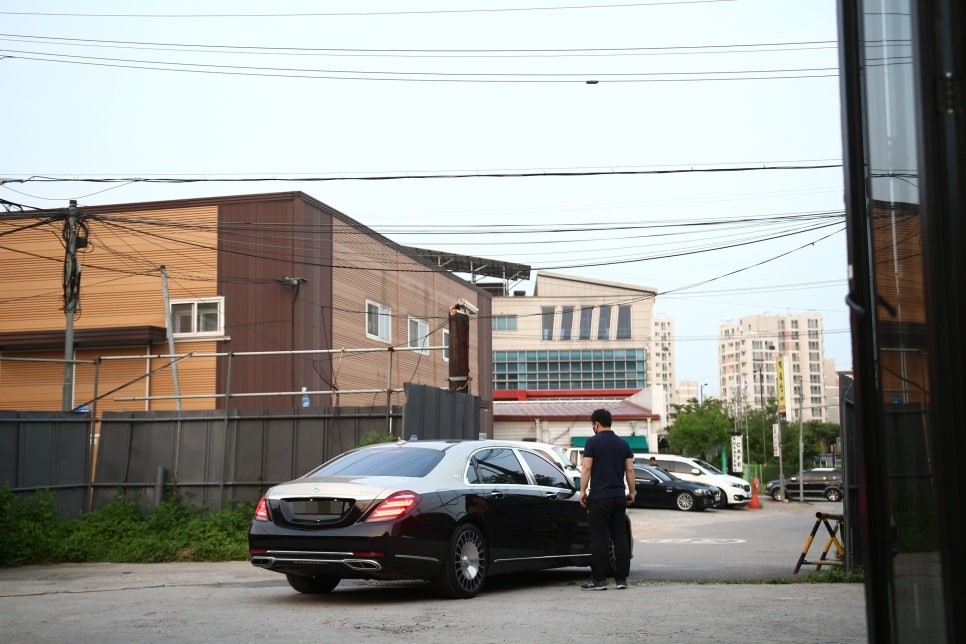 벤츠 S클래스 S650 (W222) 마이바흐 계기판이 파손되었다면 !?