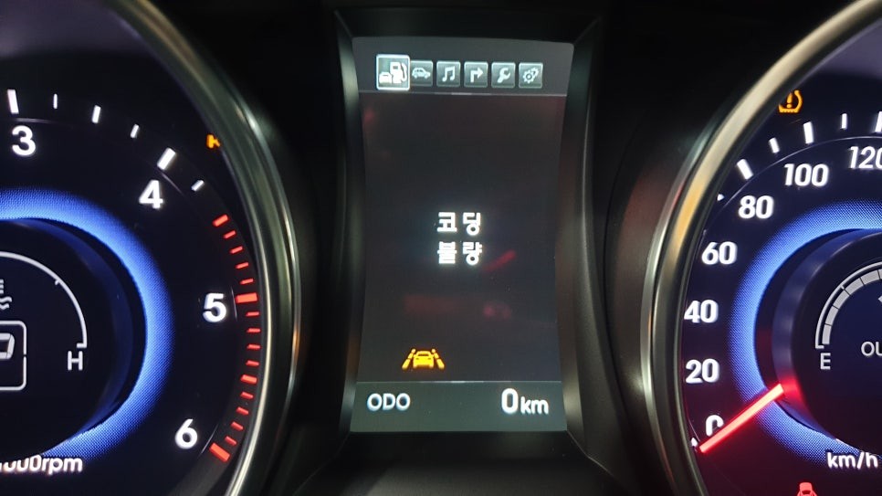 싼타페DM 슈퍼비젼 클러스터와 타이어공기압경보 TPMS 장착