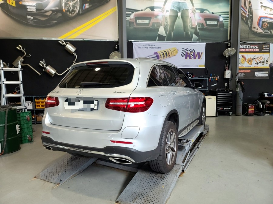 경기북부 / GLC 350e 63amg 바디킷 튜닝 이리듐실버컬러 / 고양 일산동구 / 고양.일산.김포