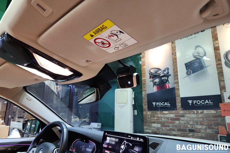 서울 / BMW 고질병! G30 5시리즈 순정 ACE2.0 블랙박스 고장 철거 후 아이나비 QXD1 커넥티드 블랙박스와 에너팩프로 12A 보조배터리로 주차모드 활성화 / 광진.성동.동대문.중랑