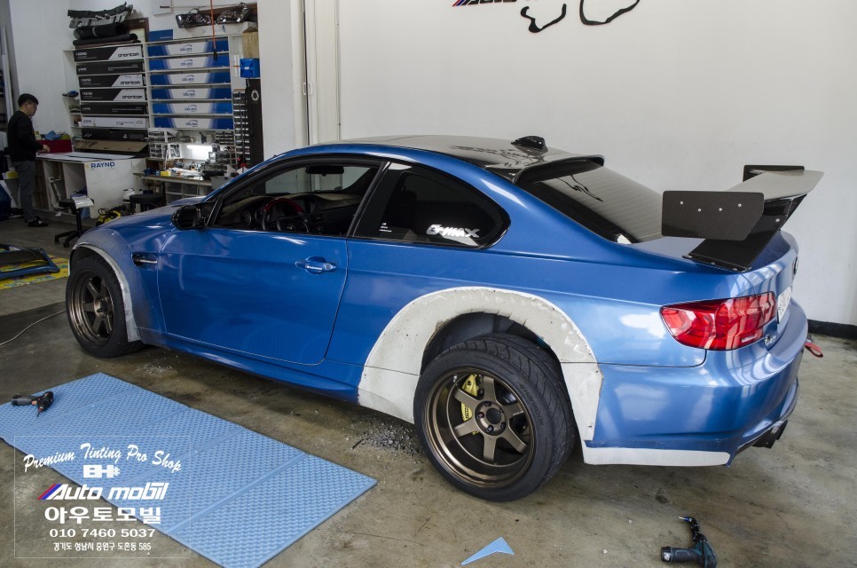 경기남부 / bmw e92 M3 Superchargers manual ! LB Performance 기존 랩핑 제거하고 사틴블랙으로 LB 바디킷에 정말 잘어울려요!!성남 분당 랩핑 아우토모빌 / 성남,분당,판교 / 성남.용인.이천