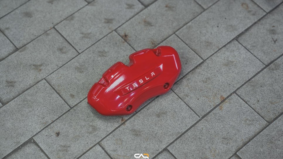 테슬라 모델3 요크핸들과 캘리퍼 커버 장착의 정석  - 대구 카인사이드