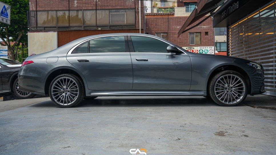 벤츠 S500 (W223) 더엘엑스 솔라가드프리미엄 S라인, S클래스 실내 PPF까지 완벽한 신차로 만들어 드립니다 ! - 대구 카인사이드