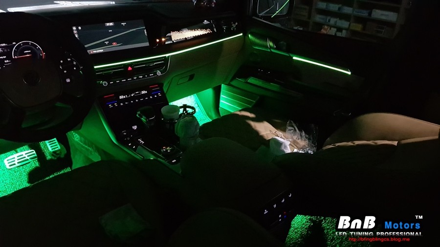 모하비 더 마스터 실내 무드램프 완성! 3세대 스마트 엠비언트라이트 튜닝! 경남 거제 창원 부산 진주 엠비언트 전문점 비앤비모터스! / 거제 연초면