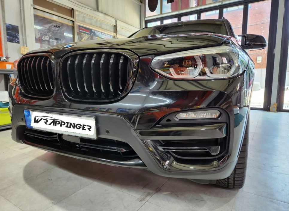 블랙에디션을 향한 BMW X3 (G01) 전면 시공편