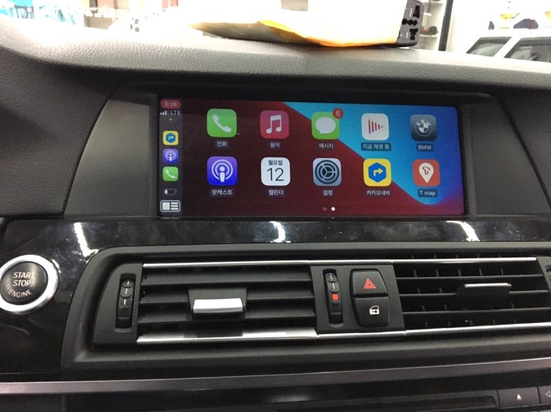 BMW F10 520D 카플레이 & 안드로이드오토 모듈 장착입니다