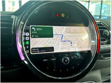 미니 클럽맨 2023 안드로이드오토 시공입니다 TMAP 카카오네비 카플레이