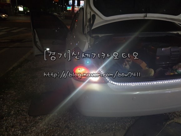 오산수원동탄송탄평택네비게이션블랙박스경보기광각미러썬팅네비매립블랙박스보조밧데리※뉴sm5후진등led튜닝※ / 평택 오산 안성