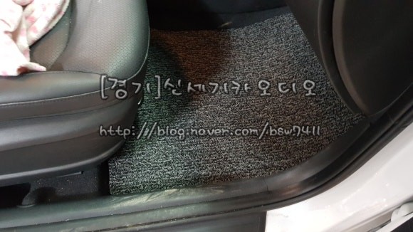 [현대 아반떼ad 퓨어매트시공] 오산 동탄 수원 향남 송탄 네비게이션 블랙박스 경보기 광각미러 오디오 썬팅 코팅 / 평택 오산 안성