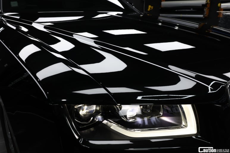 탑폴리에 화이트 더블 코치라인 /  롤스로이스 고스트 / 비스코스 / 세상에 하나밖에 없는 차 / 과천시 주암동