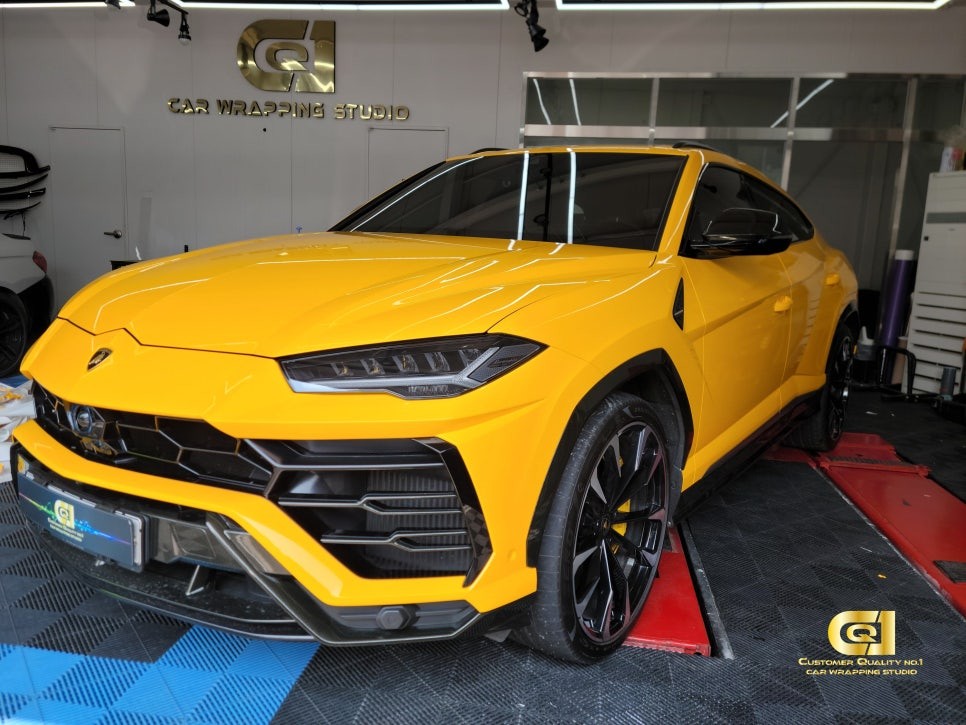 람보르기니 우르스 전체랩핑 시공 완료 3M 2080 썬플라워 / 수원 오목천동