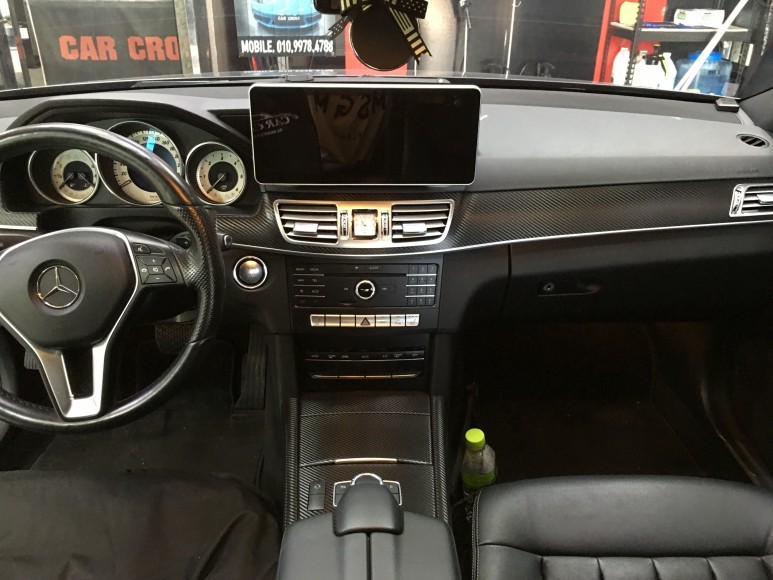 벤츠 E350 W212 올드한 우드몰딩 카본블랙으로 완벽 체인지