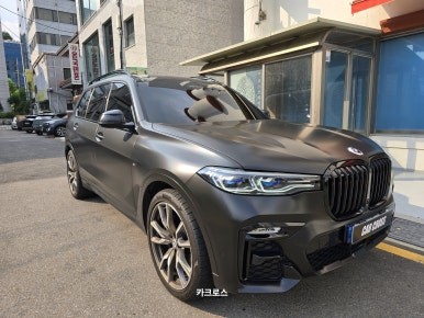 사틴블랙 전체랩핑 BMWX7 (크롬죽이기+루프스킨) / 경기 광명