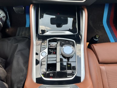 BMW X6 40I LCI 카본블랙 실내랩핑으로 변화를? / 광명, 안양, 시흥