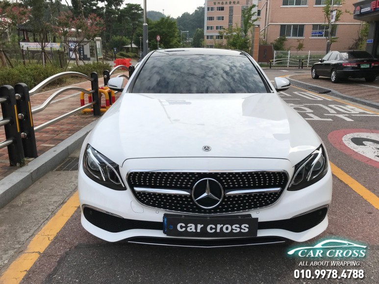 벤츠 E300 블랙 PPF 완벽한 광 유리와 같다!