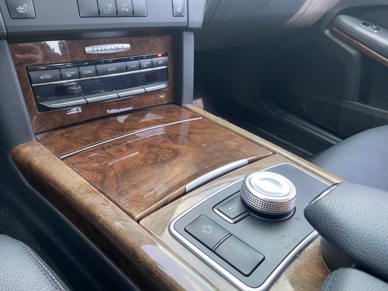 벤츠 E300 W212 실내랩핑, 올드함을 진짜 클래식으로 / 광명, 안양, 시흥