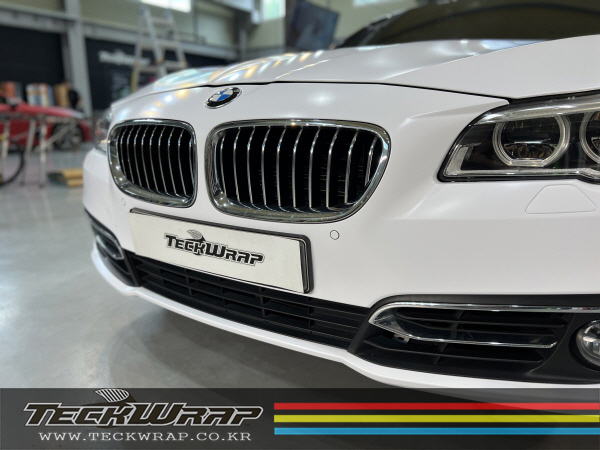 BMW F10 5시리즈 순정 화이트에서 무광화이트로 랩핑 (Feat.색상비교) / 인천 서구