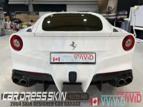 페라리 F12 베를리네타 '사고차' 수리 후 화이트랩핑 / 인천 서구 가좌동