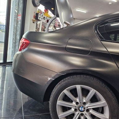 BMW 5시리즈 528i 사고 수리 랩핑 더스트 골드 대전 카드레스스킨 / 대전 중구 산성동
