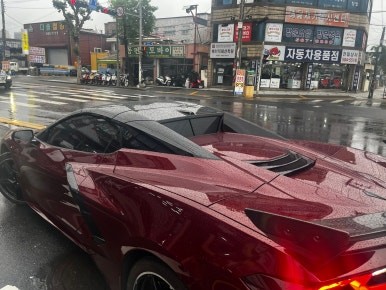 콜벳 C8 컨버터블 루프라인 블랙PPF 랩핑 대전 카드레스스킨 / 대전 중구 산성동