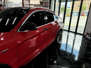 BMW F26 X4 강렬한 레드 랩핑으로 스포츠성이 짙어지다. [전체랩핑, 루프스킨, 포인트 랩핑] 대전 카드레스스킨 / 대전 중구 산성동