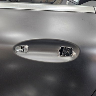 벤츠 AMG E53 쿠페 사틴 블랙 색상 전체 랩핑 시공 및 크롬죽이기 대전 카드레스스킨