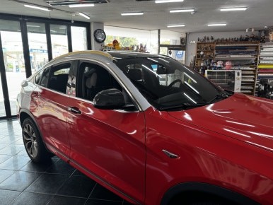BMW F26 X4 강렬한 레드 랩핑으로 스포츠성이 짙어지다. [전체랩핑, 루프스킨, 포인트 랩핑] 대전 카드레스스킨 / 대전 중구 산성동