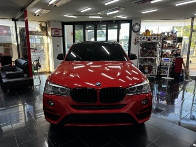 BMW F26 X4 강렬한 레드 랩핑으로 스포츠성이 짙어지다. [전체랩핑, 루프스킨, 포인트 랩핑] 대전 카드레스스킨 / 대전 중구 산성동