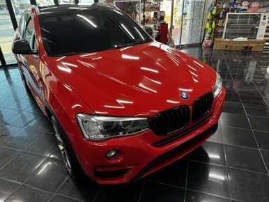 BMW F26 X4 강렬한 레드 랩핑으로 스포츠성이 짙어지다. [전체랩핑, 루프스킨, 포인트 랩핑] 대전 카드레스스킨 / 대전 중구 산성동