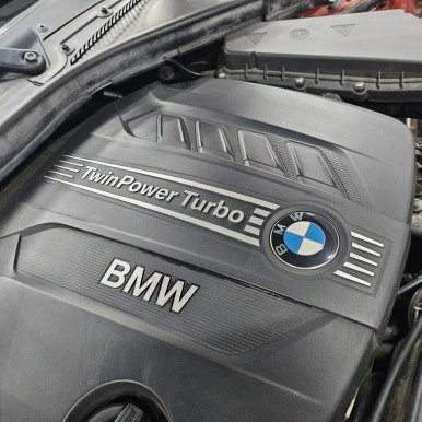 BMW 118d 사틴 다크 그레이 전체 랩핑 시공 대전 카드레스스킨
