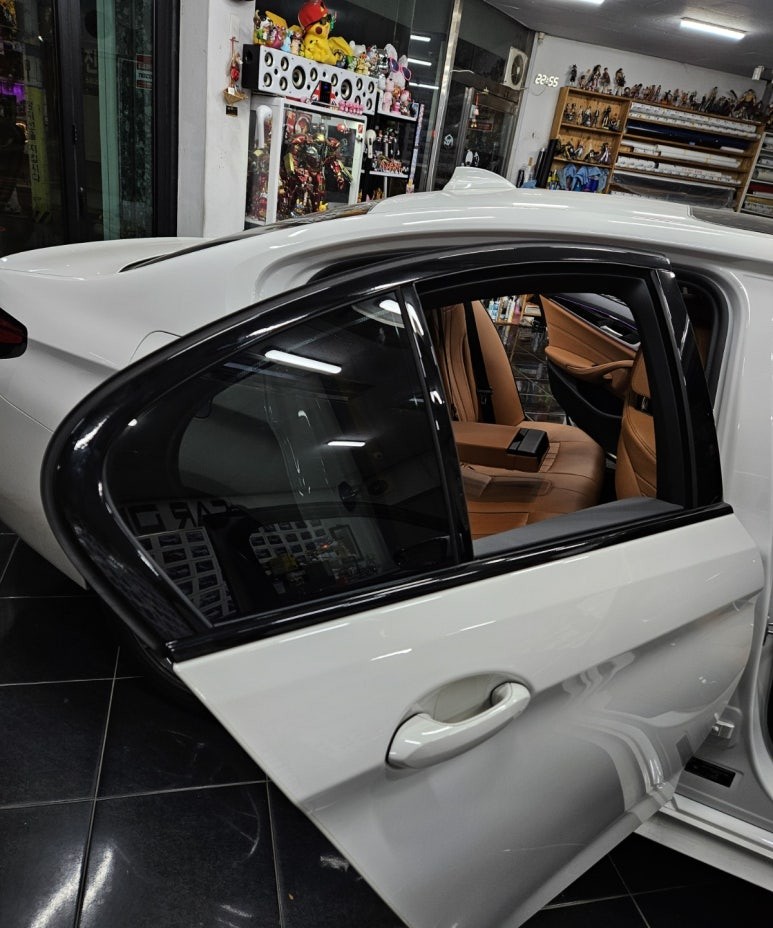 BMW 520i 크롬 죽이기 시공 / 대전 중구 산성동