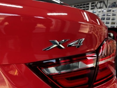 BMW F26 X4 강렬한 레드 랩핑으로 스포츠성이 짙어지다. [전체랩핑, 루프스킨, 포인트 랩핑] 대전 카드레스스킨 / 대전 중구 산성동
