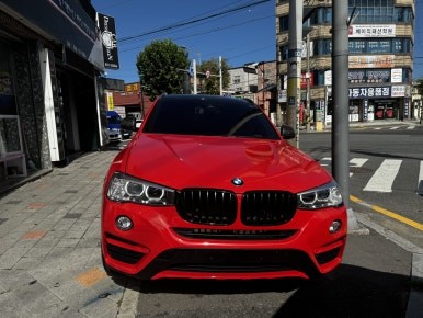 BMW F26 X4 강렬한 레드 랩핑으로 스포츠성이 짙어지다. [전체랩핑, 루프스킨, 포인트 랩핑] 대전 카드레스스킨 / 대전 중구 산성동