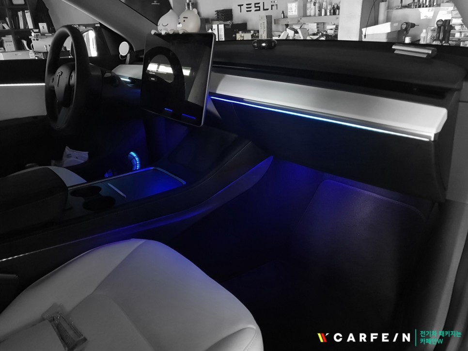 김포 엠비언트 테슬라 모델Y 눈에 띄는 LED무드등 실내 인테리어 효과! / 대구시 수성구