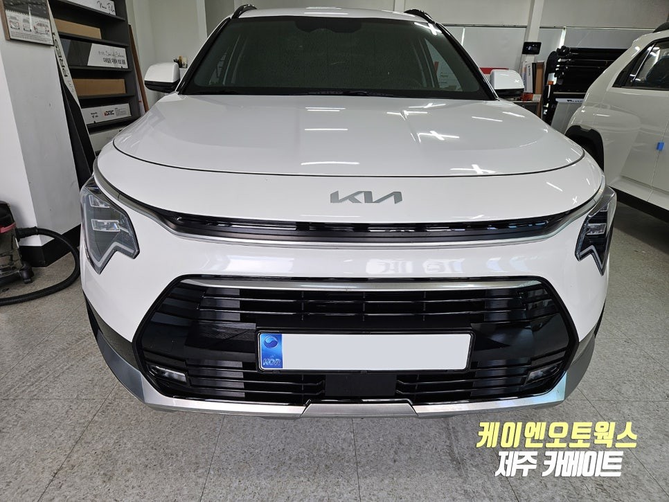 제주 니로 SG2 하이브리드 순정 전방센서 전면 주차 거리 경고 장치 장착 / 제주시 오라삼동