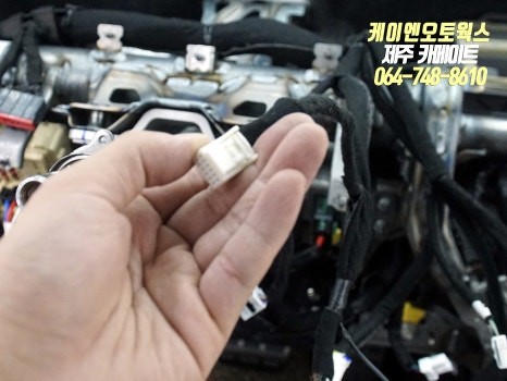 제주 더뉴그랜저 순정 헤드업디스플레이 HUD 설치 작업 / 제주시 오라삼동